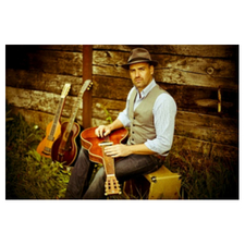 Martin Harley, Oak Bay, Upstairs Lounge, live music, concert, blues, blues music, guitar, 