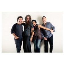 http://jazzvictoria.ca/society/event/ms-lisa-fischer-grand-baton