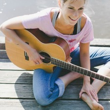 singer, songwriter, musician, guitarist, harmonica, folk, blues, music