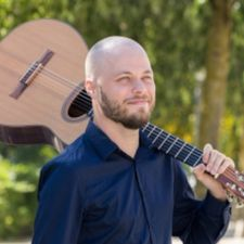 Johan Smith, classical guitar, concert, music, Victoria BC, VGS, GFA