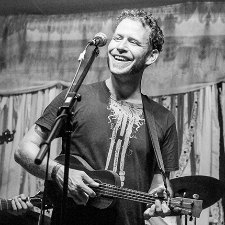 music, musician, singer, blues, guitar, guitarist, roots, folk
