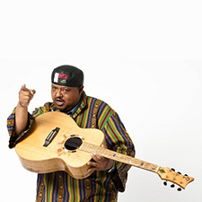 Alpha Yaya Diallo, Donne Roberts, Madagascar Slim, Kofi Ackah, Naby Camara, African Guitar Summit, guitar, concert