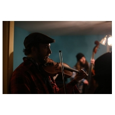 live, live music, music, tofino, looping, fanfare strings, strings, strings music, 